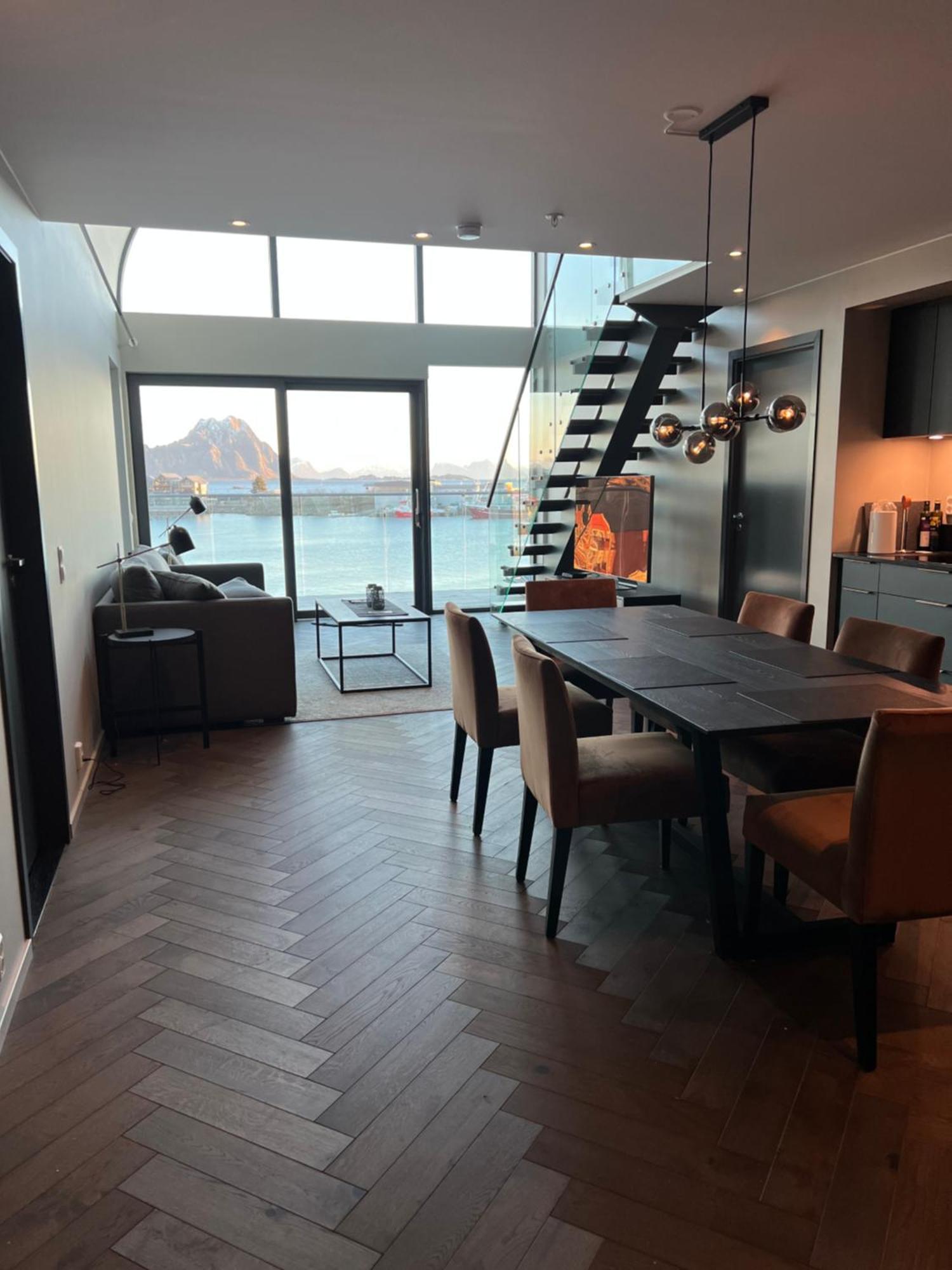 Lofoten Suiteapartments 斯沃尔韦尔 外观 照片